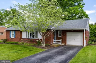 529 S 6th St, Denver, PA 17517 - Photo 1
