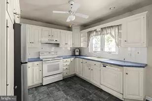 529 S 6th St, Denver, PA 17517 - Photo 25