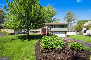 1811 Amity Dr, Lancaster, PA 17601 - Photo 3
