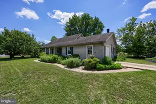 2202 Hershey Ave, East Petersburg, PA 17520 - Photo 3