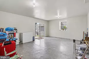 12 Pacific Blvd, Ephrata, PA 17522 - Photo 23