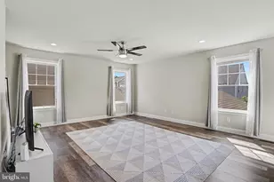 12 Pacific Blvd, Ephrata, PA 17522 - Photo 7