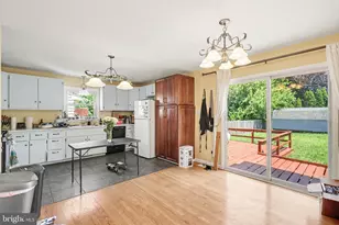 203 Whittier Ln, Lancaster, PA 17602 - Photo 9