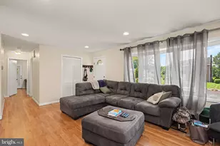 203 Whittier Ln, Lancaster, PA 17602 - Photo 5