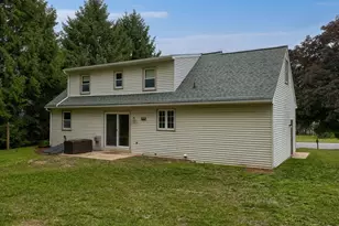 303 Parkwood Dr, Lancaster, PA 17603 - Photo 55