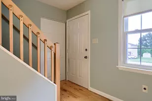 303 Parkwood Dr, Lancaster, PA 17603 - Photo 7