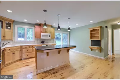 303 Parkwood Drive, Lancaster, PA 17603 - Photo 17