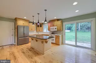 303 Parkwood Dr, Lancaster, PA 17603 - Photo 13