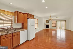 103 Goldenfield Dr, Lancaster, PA 17603 - Photo 9