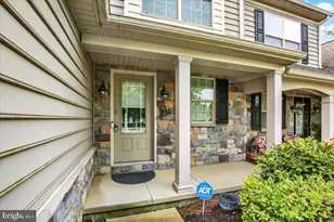 103 Goldenfield Dr, Lancaster, PA 17603 - Photo 3
