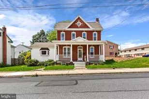 214 N Hanover St, Elizabethtown, PA 17022 - Photo 1