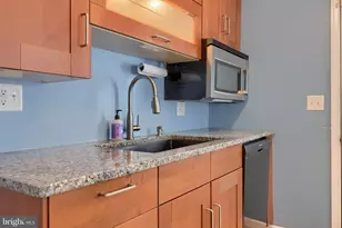 1040 E Orange St, Lancaster, PA 17602 - Photo 25