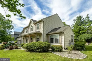 213 Willow Dr, Denver, PA 17517 - Photo 3