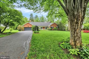 1424 Center Rd, Lancaster, PA 17603 - Photo 1
