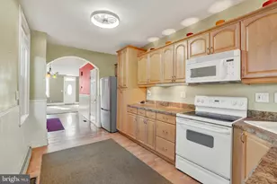 208 S 6th St, Columbia, PA 17512 - Photo 9