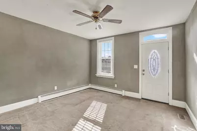 208 S 6th Street, Columbia, PA 17512 - Photo 5