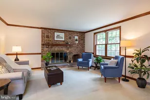 743 Barrholly Dr, Lancaster, PA 17603 - Photo 9