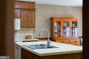 743 Barrholly Dr, Lancaster, PA 17603 - Photo 31