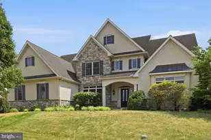 340 Royal Hunt Wy, Lititz, PA 17543 - Photo 1