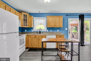 1279 Cedar Ave, East Earl, PA 17519 - Photo 3