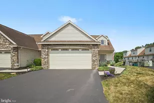 8 Arrow Head Dr, Elizabethtown, PA 17022 - Photo 1