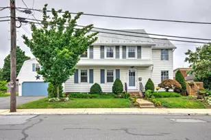 15 N Custer Ave, New Holland, PA 17557 - Photo 1