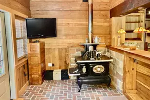 400 Sandy Hill Rd, Denver, PA 17517 - Photo 3