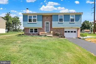 1061 Stellar Dr, Mount Joy, PA 17552 - Photo 1