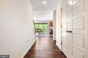 645 N Pier Dr, Lancaster, PA 17603 - Photo 3
