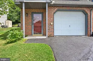 51 Ironstone Dr, Elizabethtown, PA 17022 - Photo 5