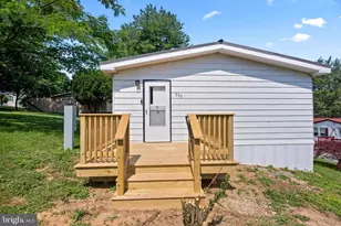 790 Dogwood Ln, Gap, PA 17527 - Photo 3