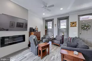338 N 3rd St, Columbia, PA 17512 - Photo 5