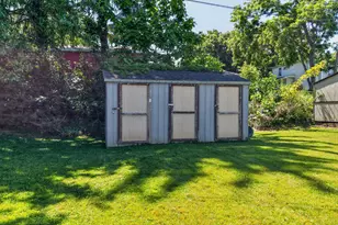 216 W Fulton St, Ephrata, PA 17522 - Photo 13