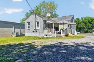 216 W Fulton St, Ephrata, PA 17522 - Photo 19