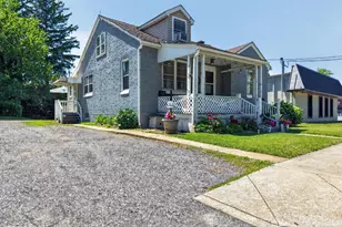 216 W Fulton St, Ephrata, PA 17522 - Photo 9