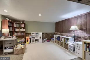 1226 W Lexington Rd, Manheim, PA 17545 - Photo 35