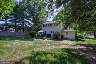 1226 W Lexington Rd, Manheim, PA 17545 - Photo 9