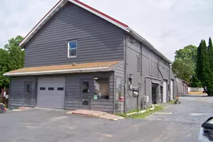 37 E Main St, Leola, PA 17540 - Photo 1