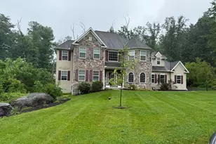 234 Crimson Ln, Elizabethtown, PA 17022 - Photo 5