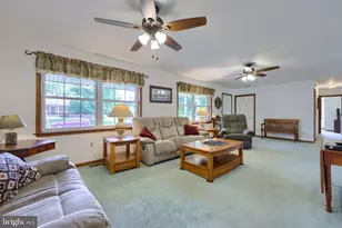 225 Country Dr, Denver, PA 17517 - Photo 21