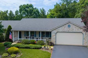 225 Country Dr, Denver, PA 17517 - Photo 5