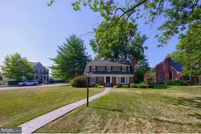 1024 Skyline Drive, Lancaster, PA 17601 - Photo 3