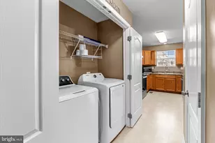 344 Dickens Dr, Lancaster, PA 17603 - Photo 13