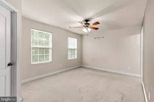 344 Dickens Dr, Lancaster, PA 17603 - Photo 17