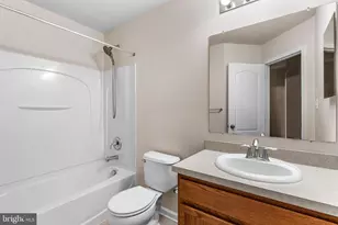 344 Dickens Dr, Lancaster, PA 17603 - Photo 23