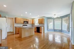 27 N Whisper Ln, New Holland, PA 17557 - Photo 15