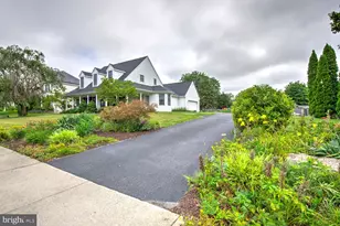 27 N Whisper Ln, New Holland, PA 17557 - Photo 5