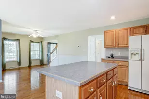 27 N Whisper Ln, New Holland, PA 17557 - Photo 9