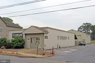 6069 Main St, East Petersburg, PA 17520 - Photo 1