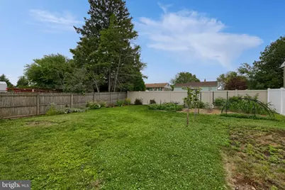585 W Main Street, New Holland, PA 17557 - Photo 5